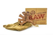 RAW 'Level Five' viieharuline suitsupits