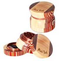 'Black Leaf' Wood/Al. Grinder 4-part - beige